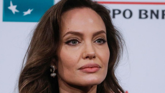 Angelina Jolie: “Gli abusi di Brad Pitt sono iniziati prima del 2016”