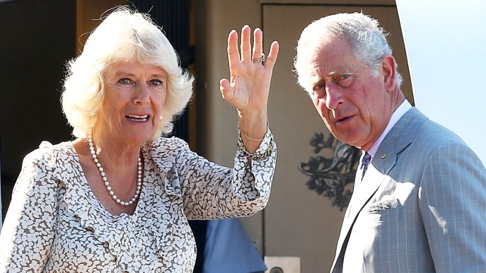 Carlo ha il cancro, condizioni di salute del Re. Indiscrezioni sul viaggio in Australia