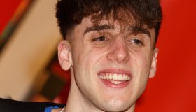 LDA, dopo Amici torna in famiglia: il primo (e tenerissimo) abbraccio col piccolo Francesco