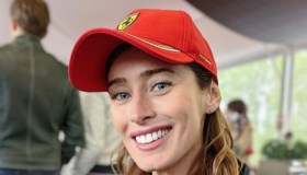 Maria Elena Boschi a Imola, perfetta tifosa Ferrari (senza Berruti)