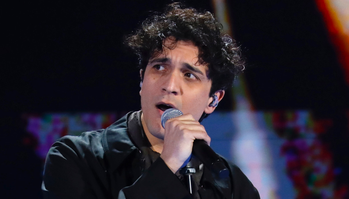 Tananai ad Amici di Maria De Filippi