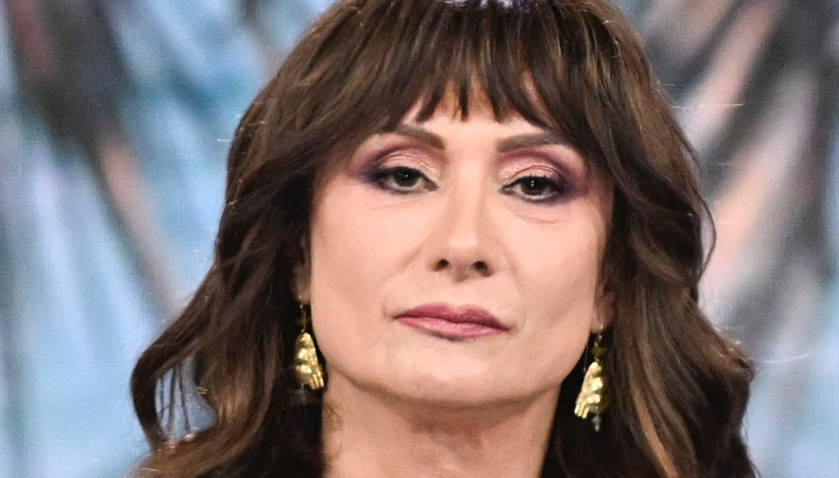 Isola dei Famosi, Luce Caponegro sincera: “Ho bisogno di soldi”. Ma il pubblico la elimina