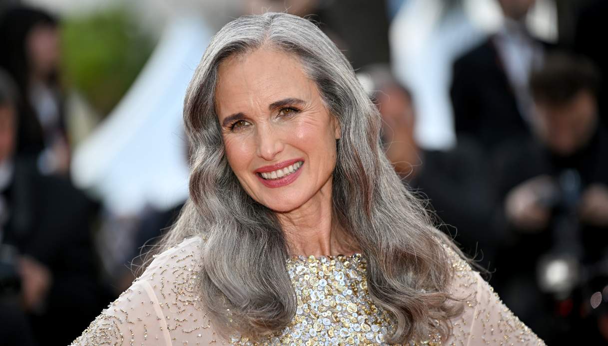 Cannes 2024, i look dell’undicesima serata: Andie MacDowell e Helen Mirren regine del red carpet