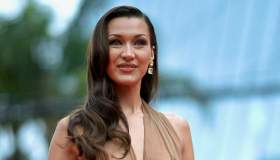 Cannes 2024, pagelle della settima serata: la lotta di Cate Blanchett (10), il sorriso e il nudo di Bella Hadid (9)