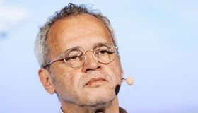 Enrico Mentana, Tapiro d’Oro con pannolone a Striscia la Notizia