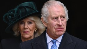 Carlo, ultime notizie. Il Re non ce la fa e manda Camilla alla commemorazione