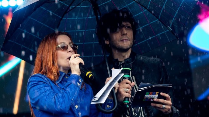 Concerto 1 Maggio, Noemi ed Ermal Meta aprono sotto la pioggia: “Problema tecnico”