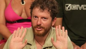 Isola dei Famosi, la “strage” continua: Daniele Radini Tedeschi si è ritirato