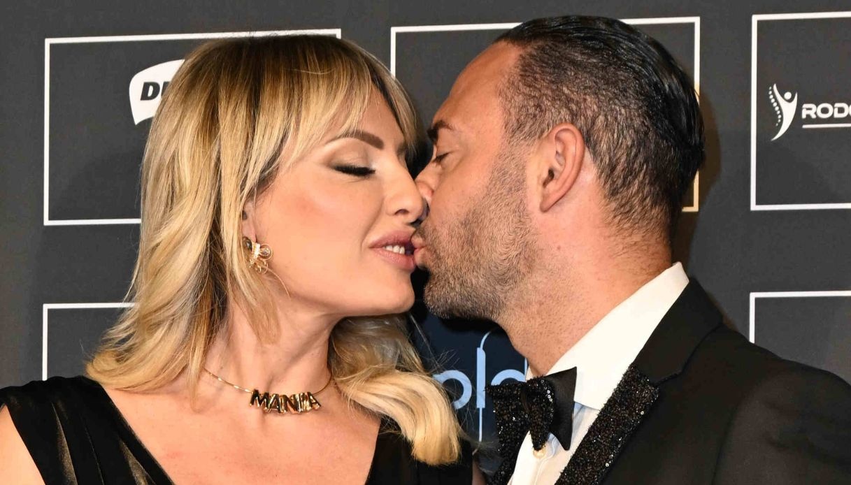 Manila Nazzaro a Verissimo: “Criticato il coraggio di vivere l’amore”. Il video delle nozze con Oradei