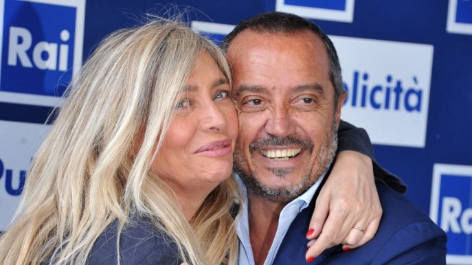 Mara Venier apre Domenica In con l’omaggio a Franco Di Mare: “Ti voglio ricordare così”