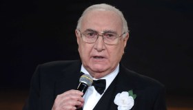 “Pippo Baudo in gravissime condizioni”: la smentita dell’entourage. Come sta