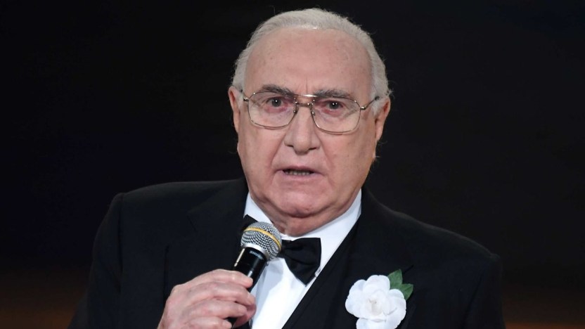 “Pippo Baudo in gravissime condizioni”: la smentita dell’entourage. Come sta