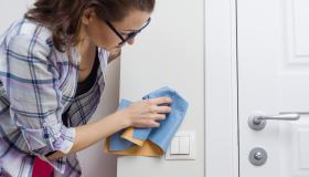 Come pulire le pareti bianche in casa