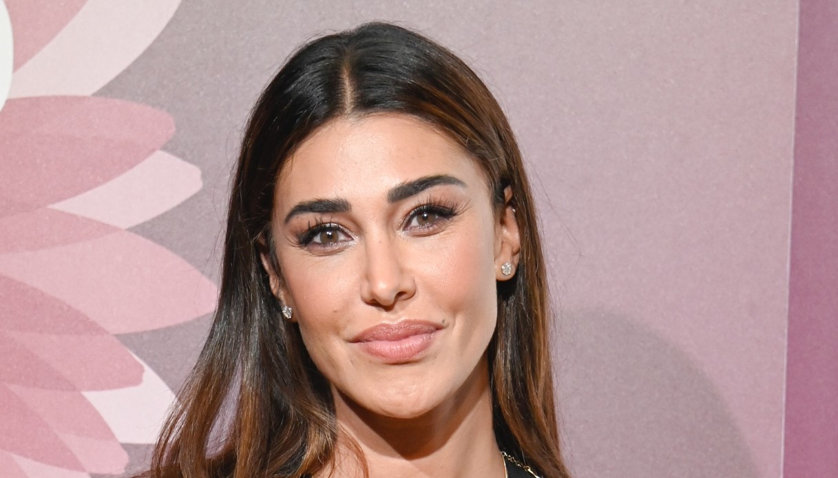 Belen Rodriguez lontana da Stefano De Martino si diverte con Elodie su Instagram