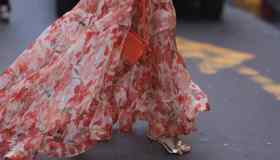Vestito lungo a fiori: idee di look per essere chic!