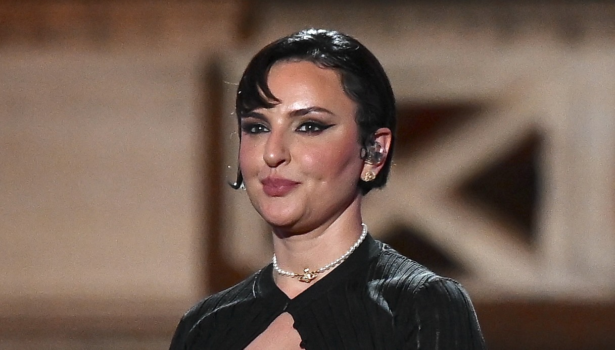 Arisa si è fidanzata, la foto su Instagram con Walter Ricci