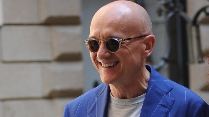 Grande Fratello, Alfonso Signorini annuncia Jessica Morlacchi: prima concorrente ufficiale