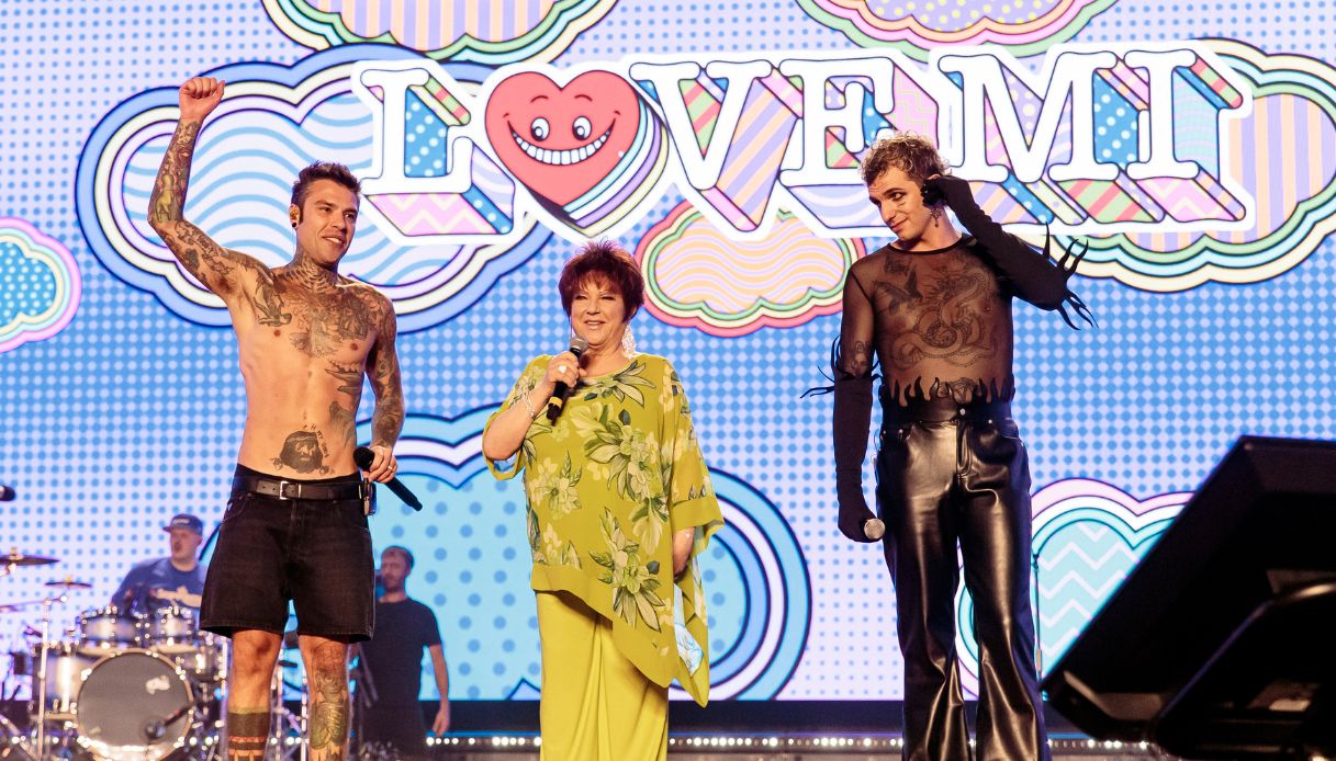 Fedez, Orietta Berti e Achille Lauro durante il "Love Mi 2023"