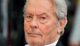 Hiromi Rollin, la compagna di Alain Delon: “Figli disumani, non ho potuto dirgli addio”