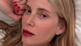 Alessia Marcuzzi conquista Parigi: il look autunnale che tutte vorremmo nell’armadio