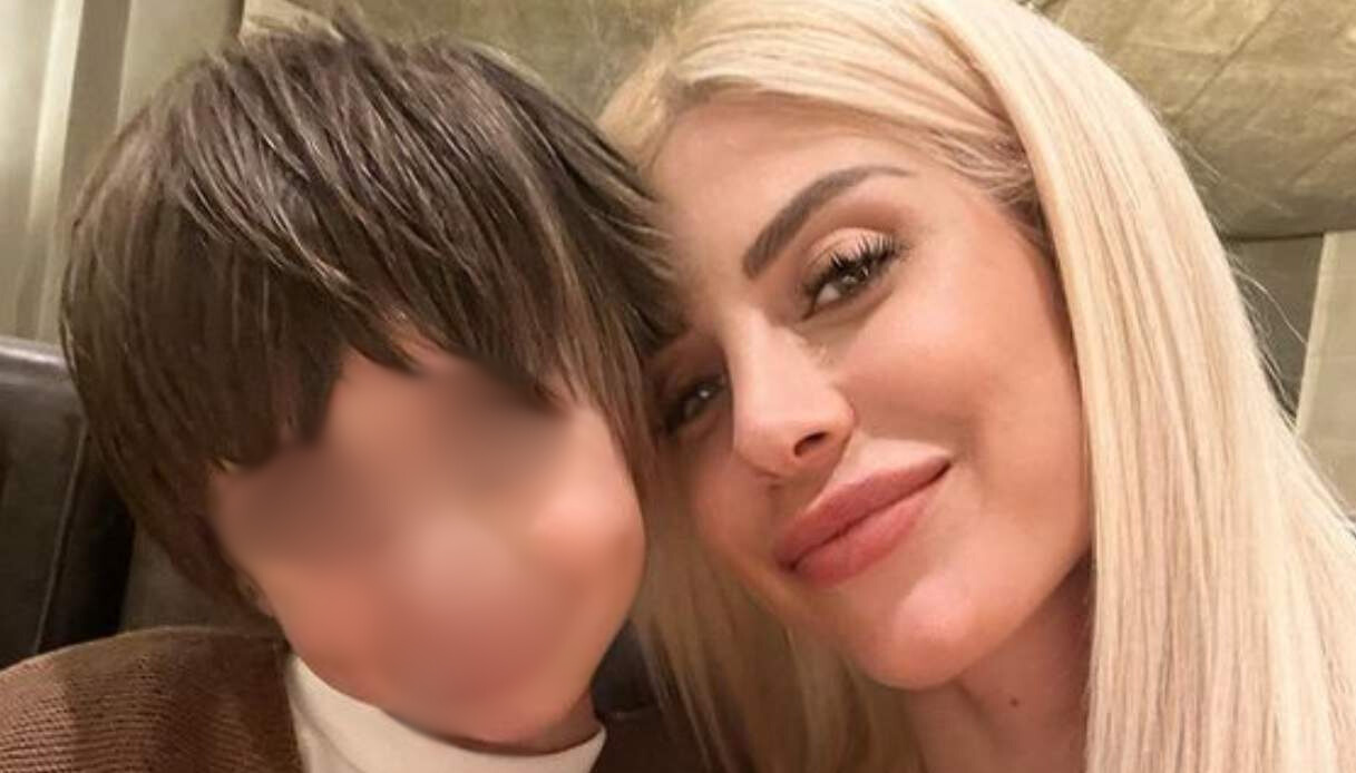 Paola Caruso a Verissimo, le lacrime per il figlio: “L’operazione non è servita. Il danno è permanente”