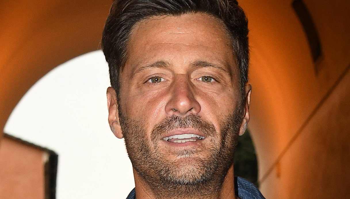 Temptation Island, Fabio ammette il tradimento senza vergogna. Lo straziante dolore di Sara