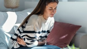 Colite ulcerosa, perché va scoperta presto e come si può controllare