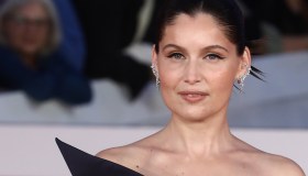 Festa del Cinema di Roma, le pagelle della sesta serata: Laetitia Casta osa e strega il red carpet