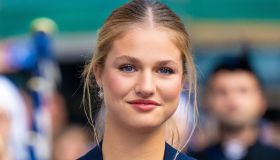 Leonor di Spagna chic ed elegante, ma Letizia e Sofia osano e vincono