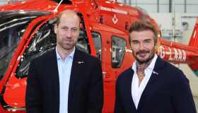 David Beckham e il Principe William visitano insieme la London Air Ambulance Charity