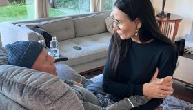 Demi Moore sulla malattia di Bruce Willis: “Bisogna essere realistici. È stabile”