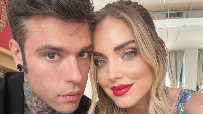 “Fedez ha una relazione con una ragazza da 5 anni”: la rivelazione di Fabrizio Corona