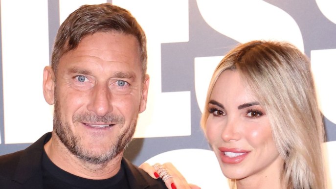 Francesco Totti e Noemi Bocchi a Miami, sguardi innamorati. La verità sulla crisi