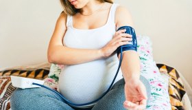 Ipertensione e malattia renale cronica, come proteggere la donna in gravidanza