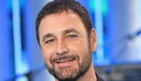 Anticipazioni Da noi… A ruota libera del 27 ottobre: Raoul Bova tra gli ospiti