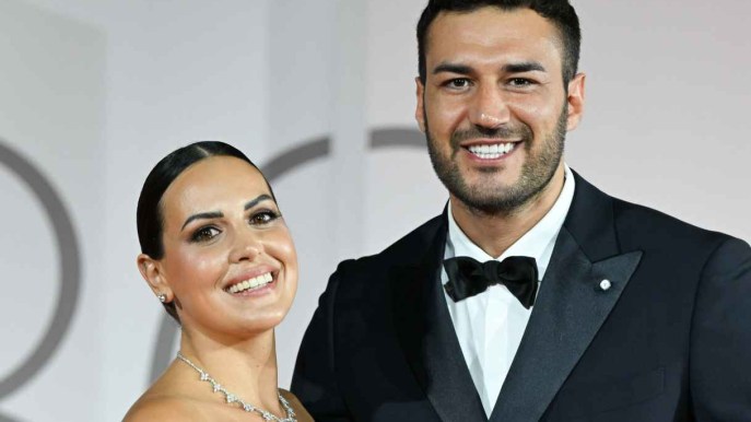 Claudia Dionigi sposa Lorenzo Riccardi: l’abito da sogno per il matrimonio