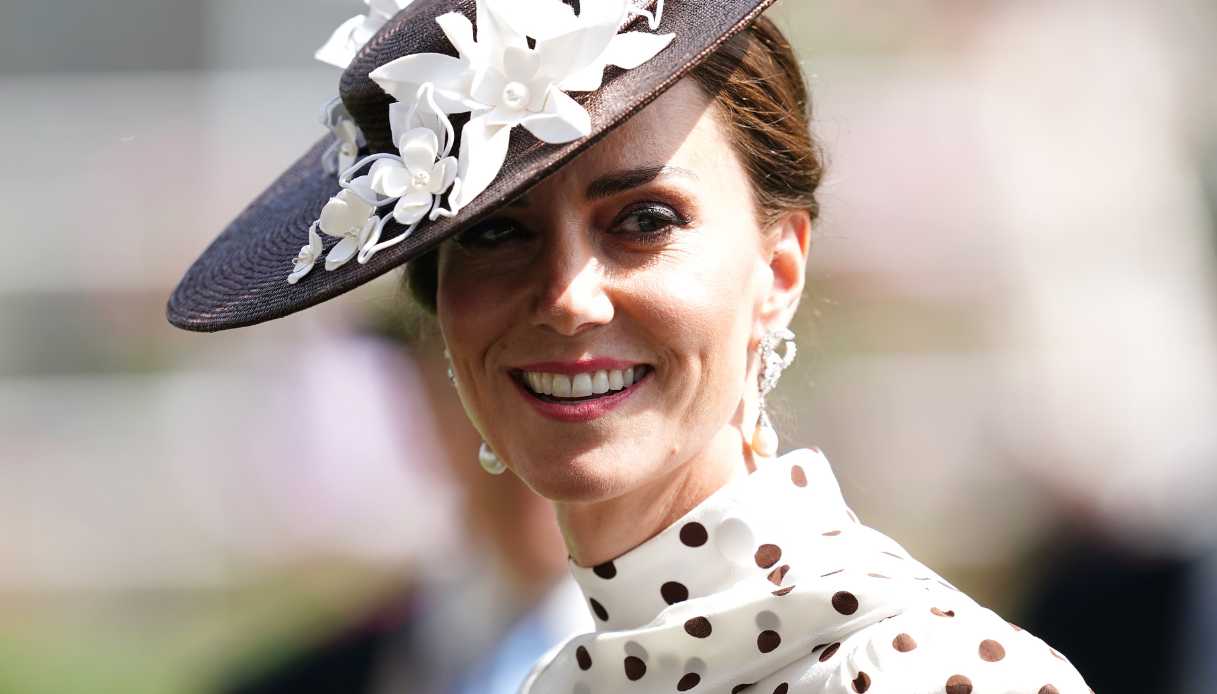 Kate Middleton, nessuna crisi con William: “Sono innamorati come due adolescenti”