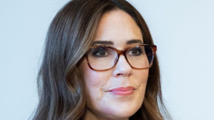 Mary di Danimarca in vacanza da sola senza suo marito Federico