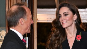 Kate Middleton raggiante al Festival of Remembrance, il coat dress e il gesto di William