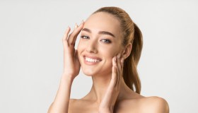 Il make up nude non è nei stato così di tendenza! Ecco tutti i prodotti per realizzarlo