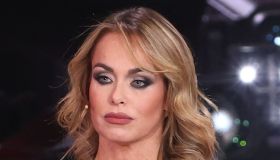 Sonia Bruganelli, Natale con Paolo Bonolis e i figli. Madonia assente