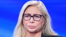 Mara Venier, dietrofront su Domenica In: “Se mi vogliono rimango”