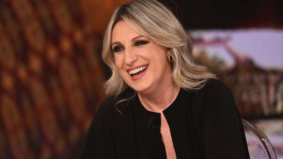 Festival di Sanremo, Katia Follesa tra le co-conduttrici: Carlo Conti punta sulla comicità al femminile