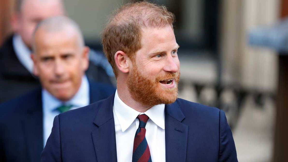 Harry torna a Londra e si riprende la scena